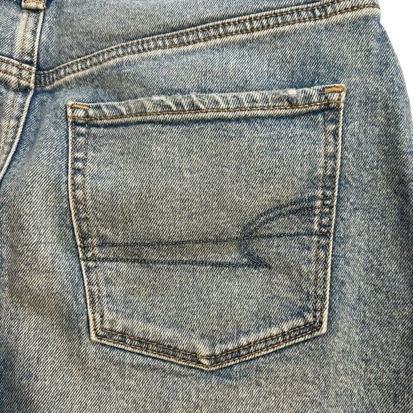 American Eagle Stretch 90s High-Rise Mini Skirt Light Wash Denim Skirt Size 6 - Picture 7 of 11